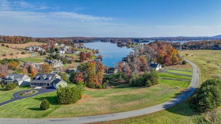 Lot 18 Compass Cove CIR