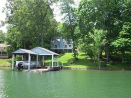115 OAK HOLLOW RD