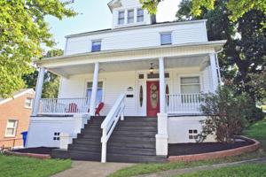 1118 16th ST SE