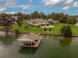 216 Gross Point DR