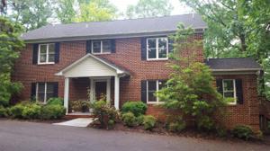 481 Backwoods LN