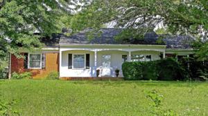 213 Arthur CIR