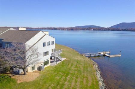 270 Peninsula Point DR