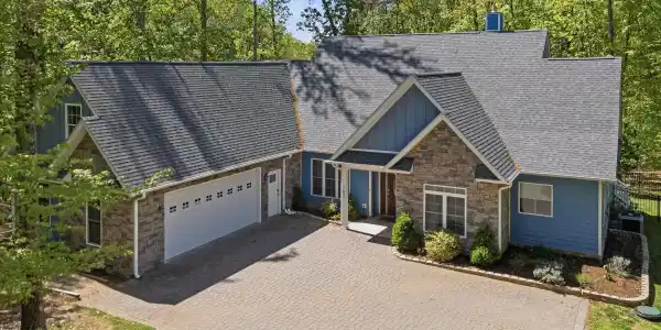 165 Peninsula DR