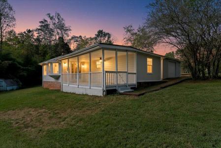 437 Windsor Point Loop