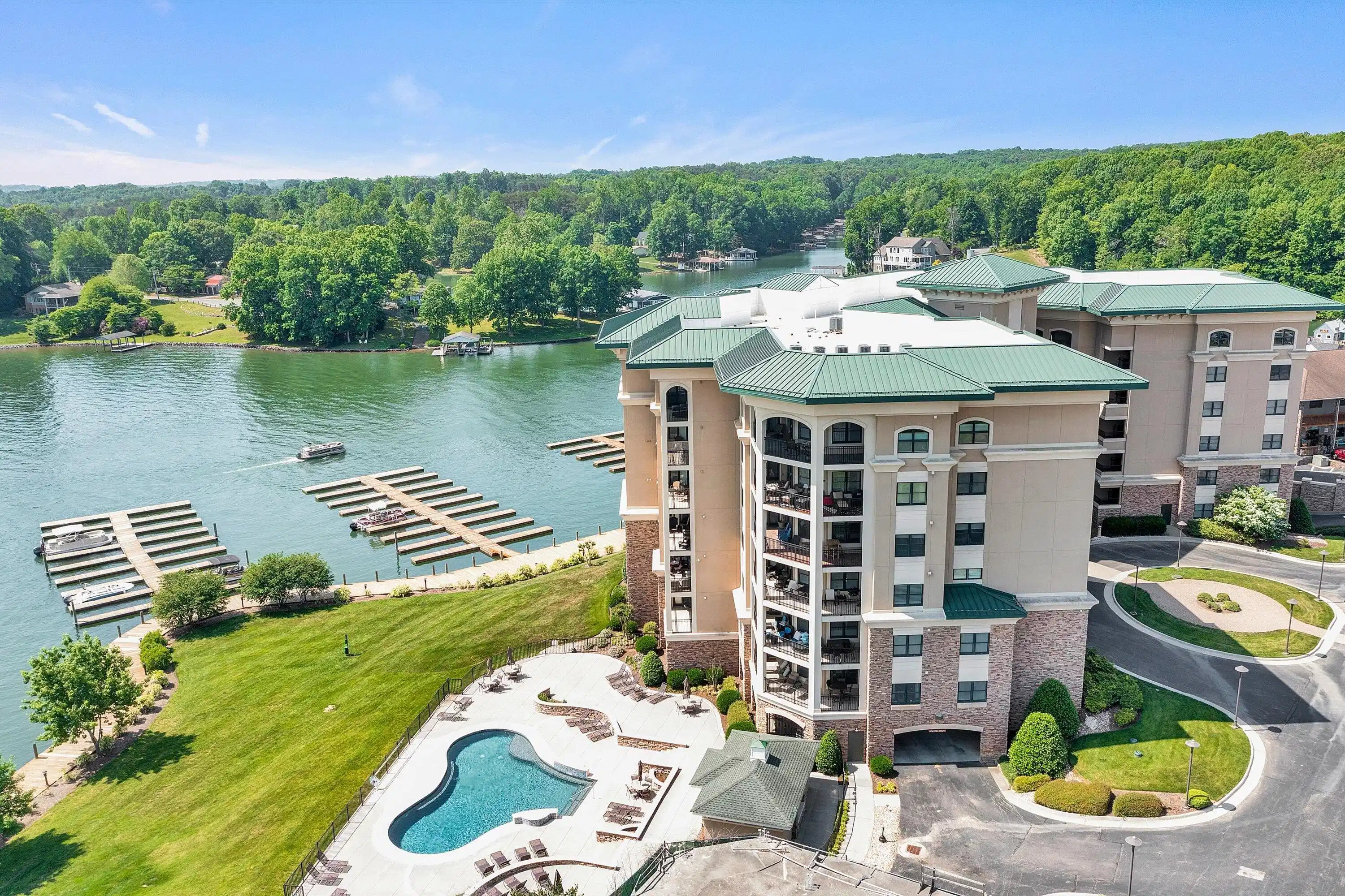 Image 1: Welcome to 100 Bridgewater Pointe Place