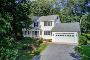 208 Heather LN