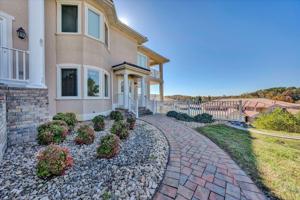 1112 Siesta Key CT