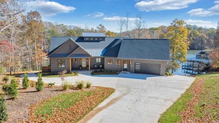 111 Cedar Bay RD