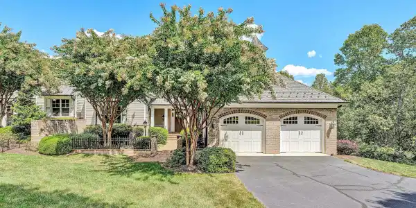 125 Grande Villa DR