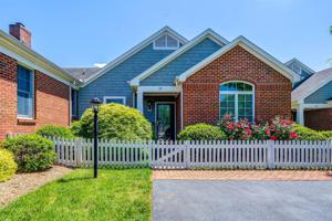 27 Village Green DR