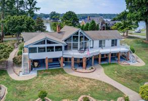484 Lake Point DR