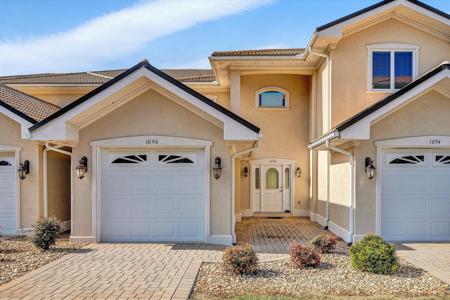 1090 La Casa CT