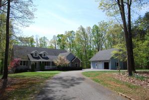 228 Baywood DR