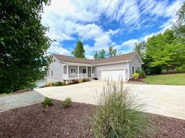 90 Egret DR
