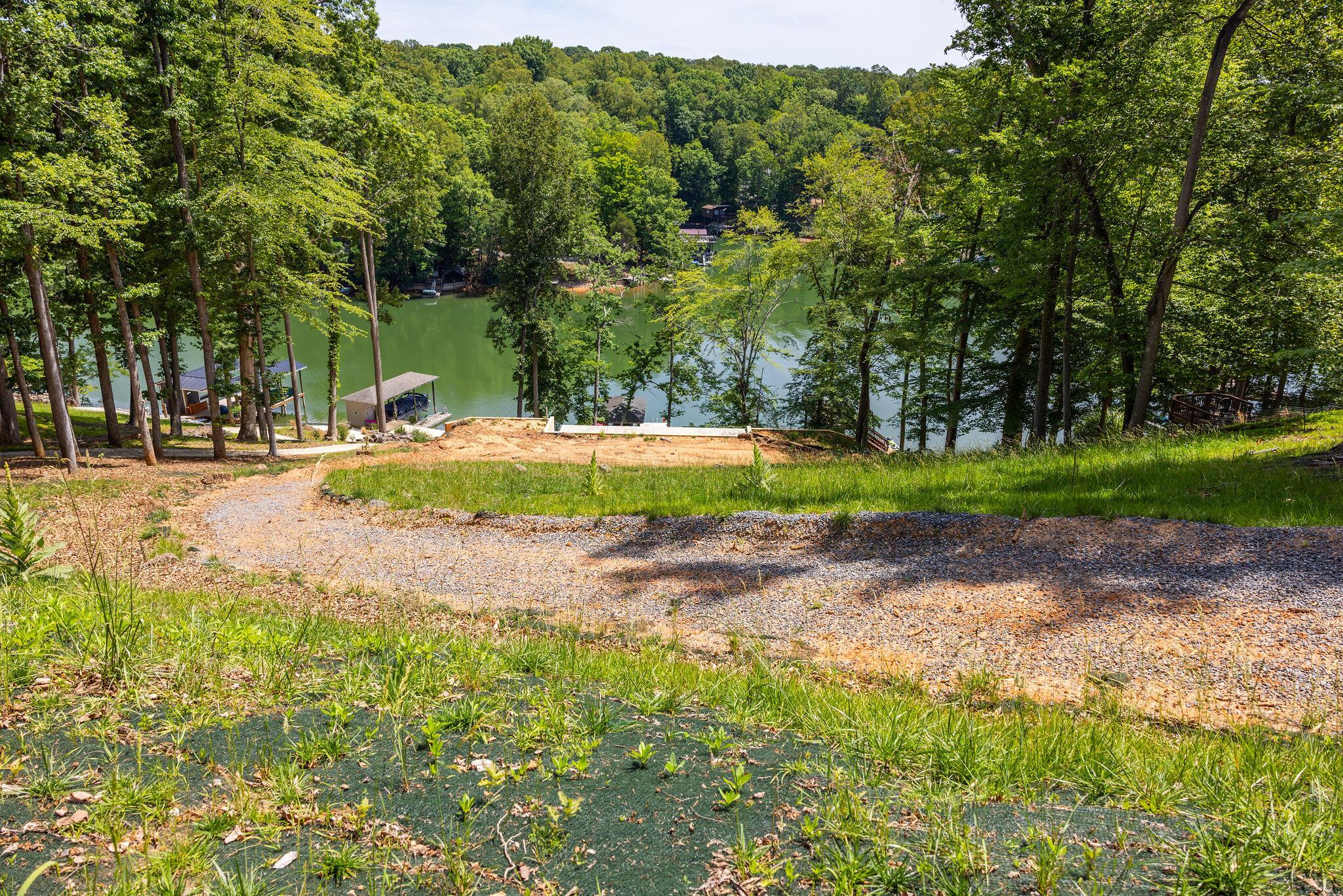 Image 3: 705ForestLawn-51