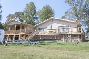 658 Sleepy Hollow DR