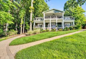 578 Island Pointe LN