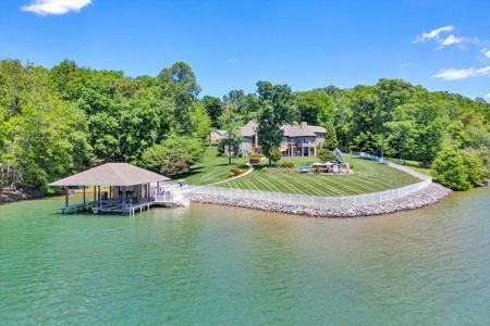 1114 Shady Point RD