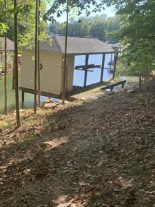 Lot 13 Crown Point DR