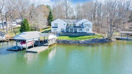 252 PINE KNOB CIR