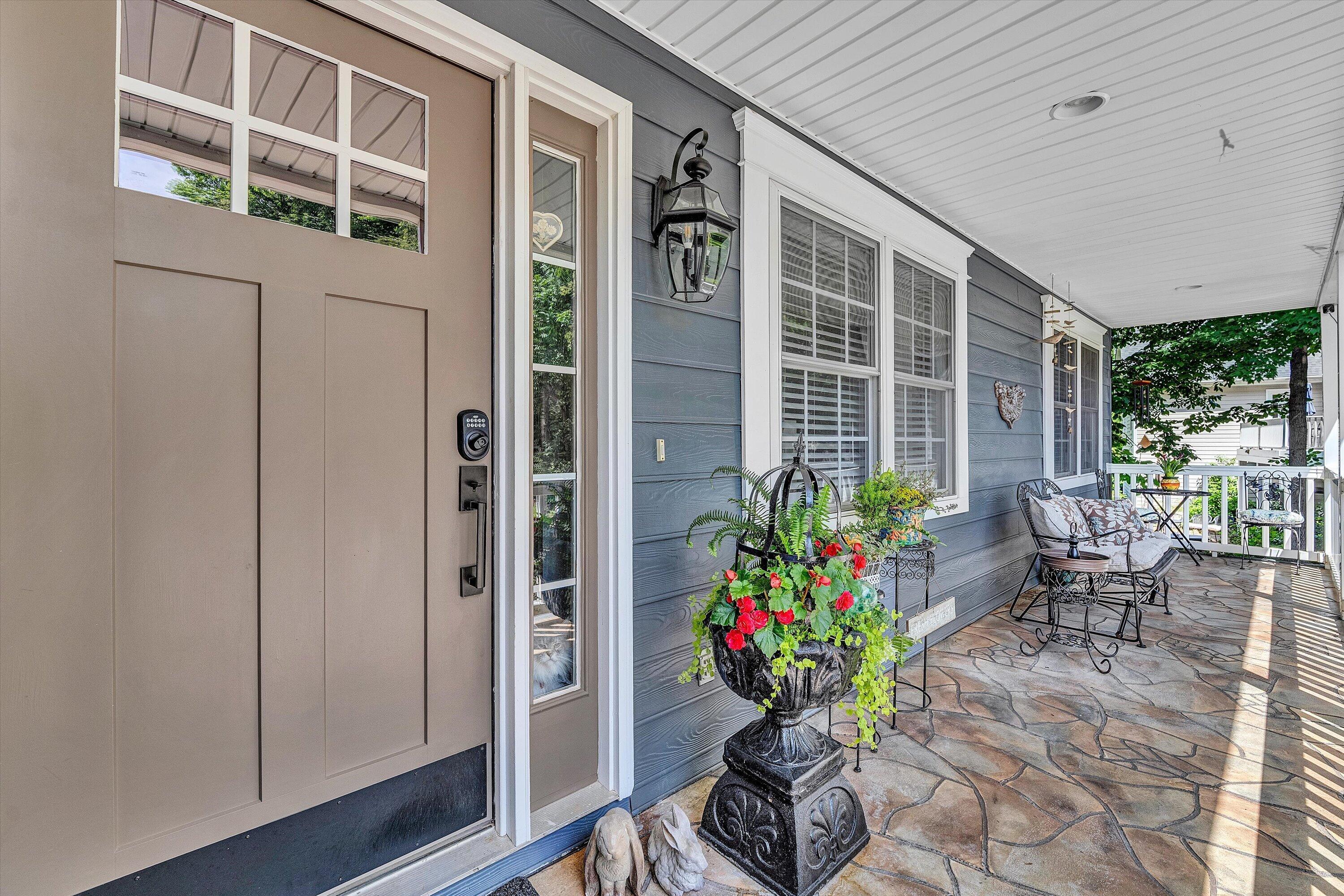 Image 3: 201 Spyglass Ln - Pic 4