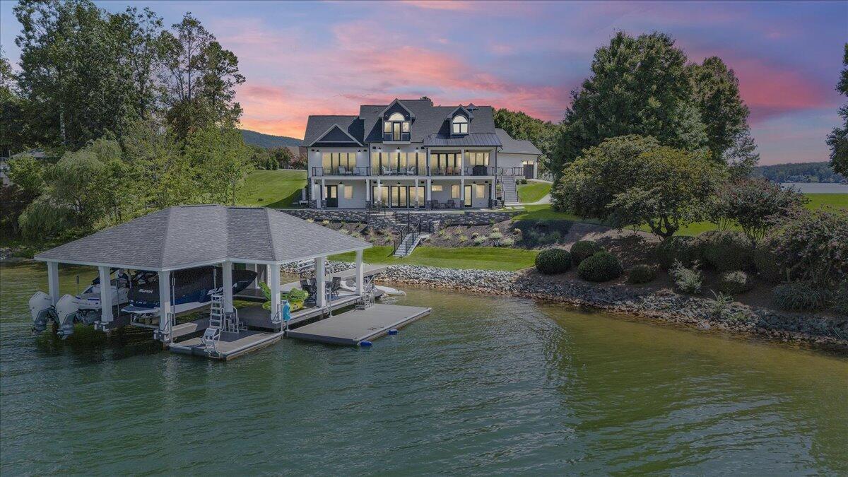 Image 1: Welcome Home!