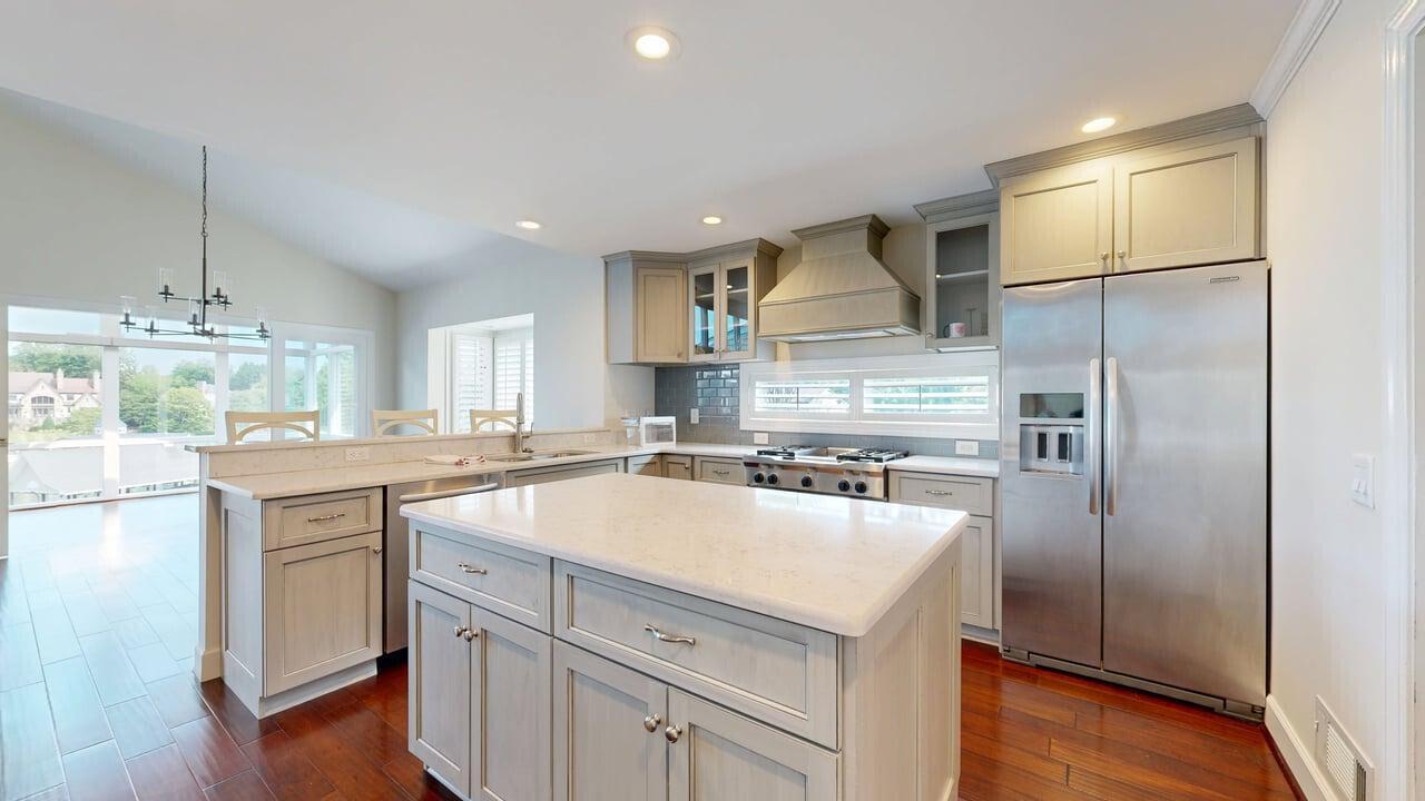 Image 2: 140IslandGreenCir_70961_2