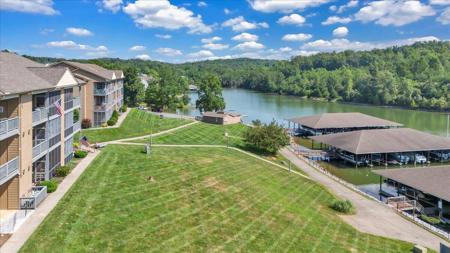 1103 Mariners WAY