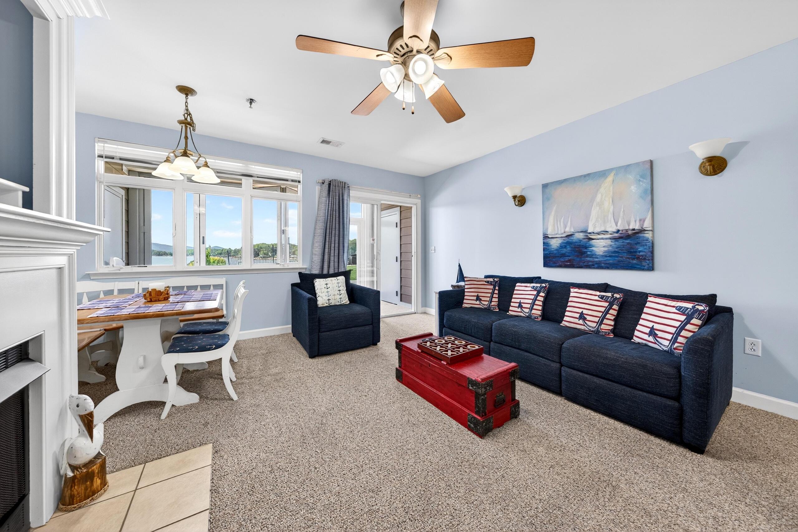 Image 1: Living Area