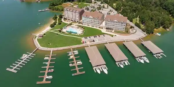 Image 2: Aerial View Pointe