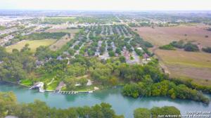 927 Lakefront Ave
