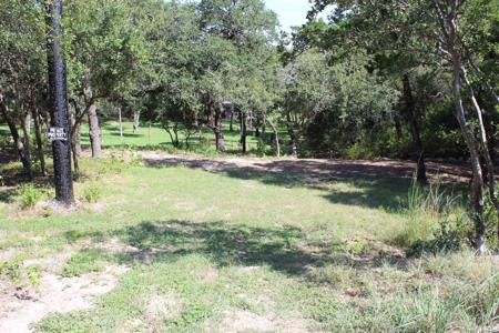858 Ledgeview