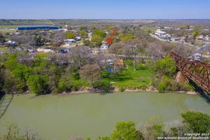 112 OLD SAN ANTONIO RD