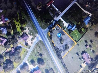 0000 LAKESIDE DR