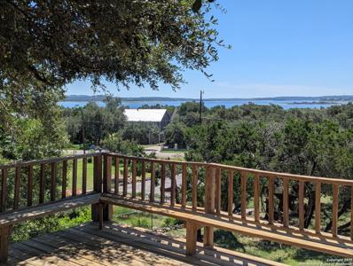 809 LAKEBREEZE DR