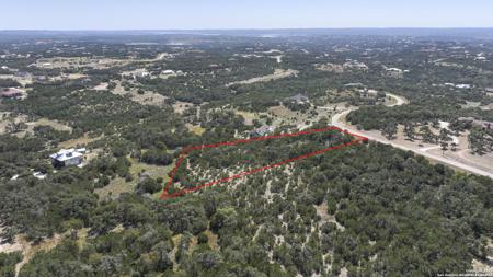 564 ROCK TRAIL PL