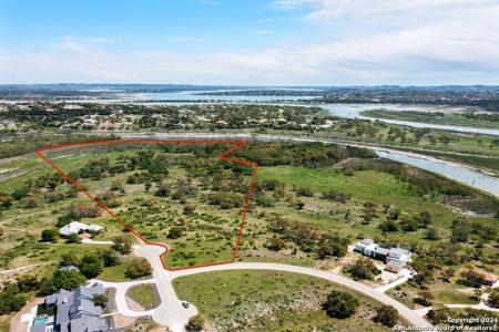 1124 Aguayo Dr
