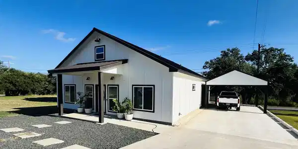 708 Taylor Dr
