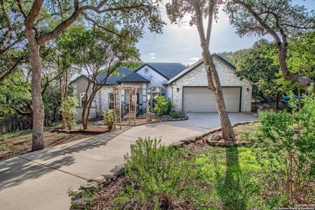 1190 NORTHLAKE DR