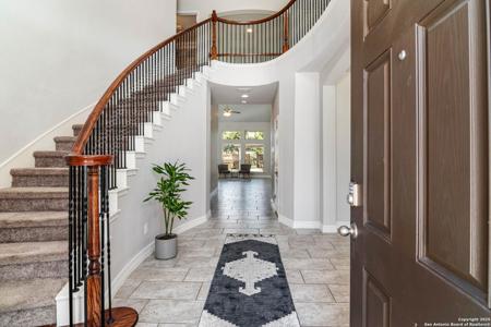 1705 Fall View