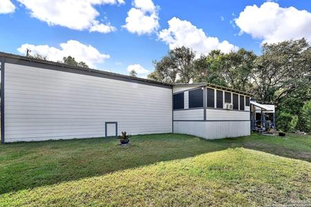 2681 Waterfront Park