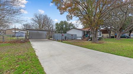 1656 NW Pecan