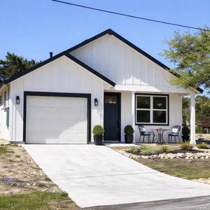 729 Canyon Bend