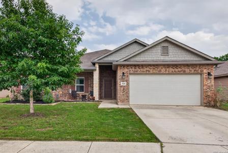 524 LONG LEAF DR