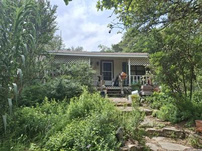 501 Eastview
