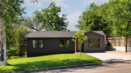 337 W MERRIWEATHER ST