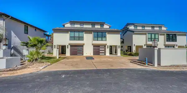 528 LIGHTHOUSE DR  # 6