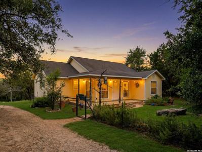 2765 Rocky Ridge Loop