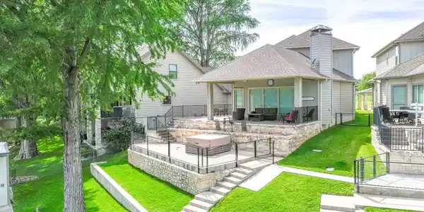 2228 Williams Lakeshore